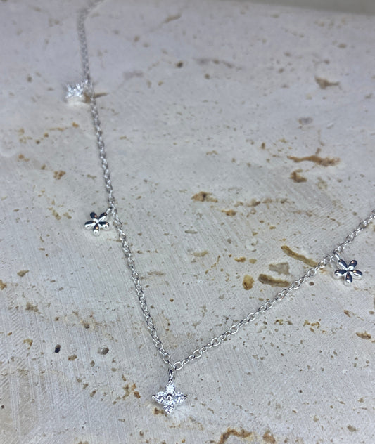 Slábhra Nóinín necklace